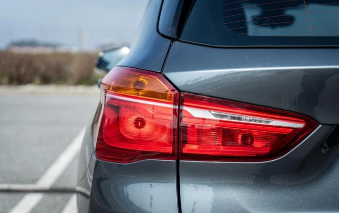 BMW X1 cena 88000 przebieg: 149861, rok produkcji 2016 z Grójec małe 562